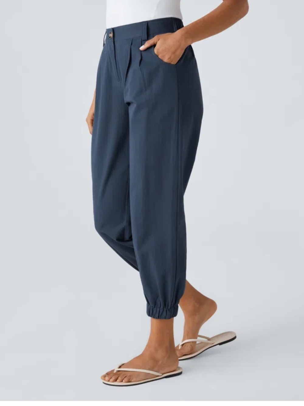 NWT Halara Mid Rise Casual Joggers with Pockets